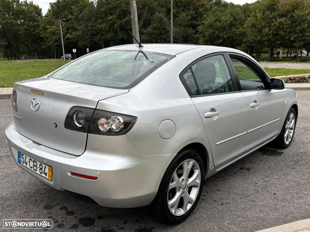 Mazda 3 Hatchback - 14