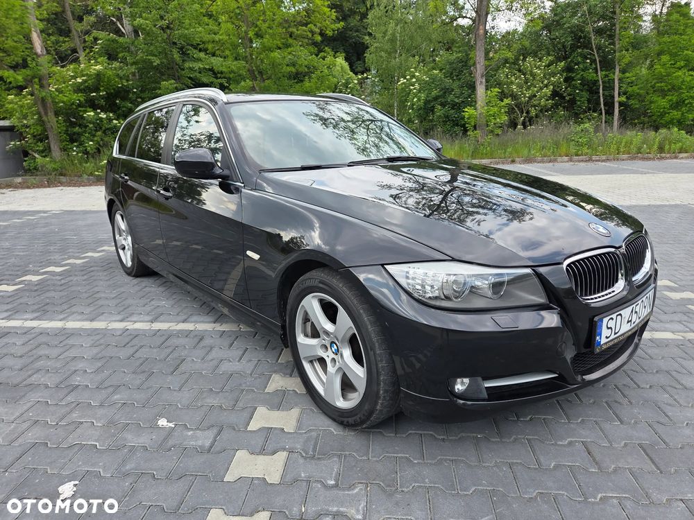 BMW Seria 3 318i - 23