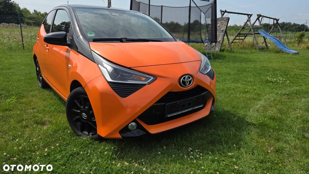Toyota Aygo 1.0 VVT-i JBL Edition - 2