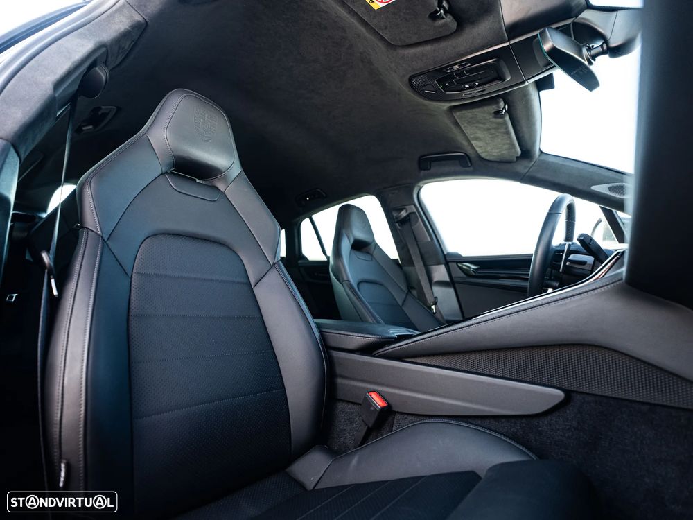 Porsche Panamera 4 E-Hybrid - 19
