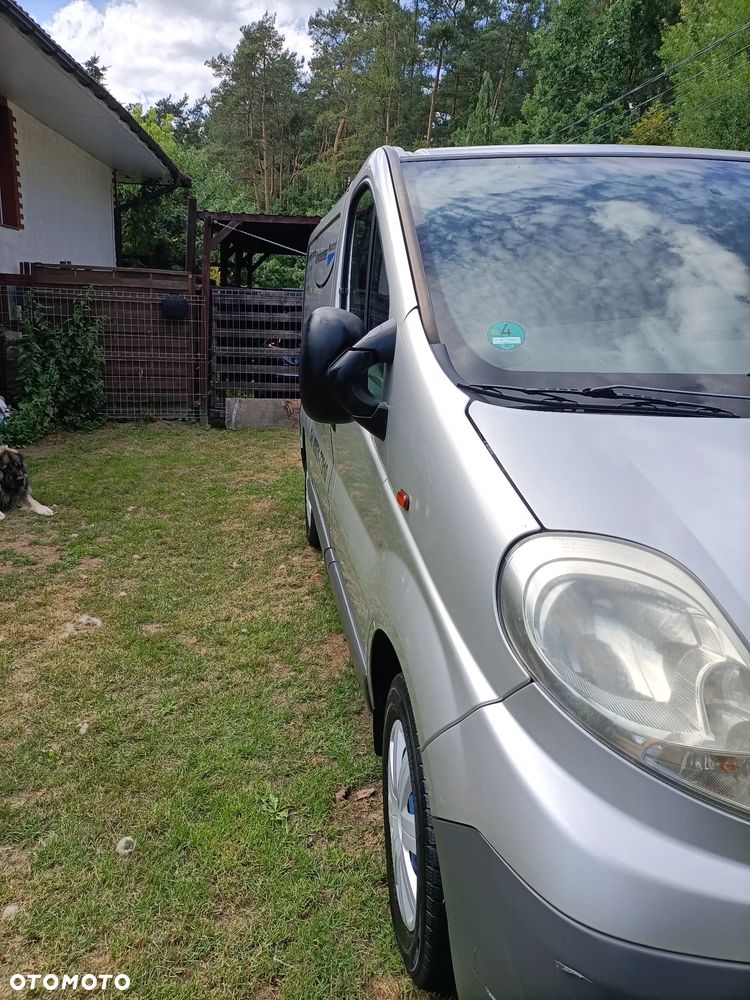 Opel Vivaro - 18
