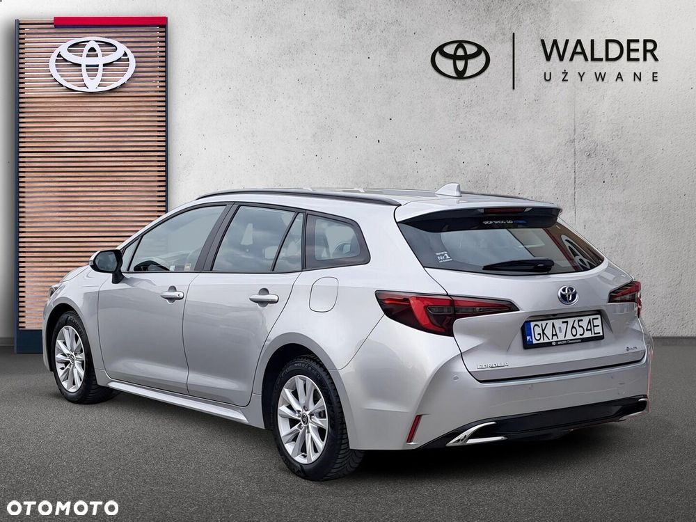 Toyota Corolla 1.8 Hybrid Comfort - 4
