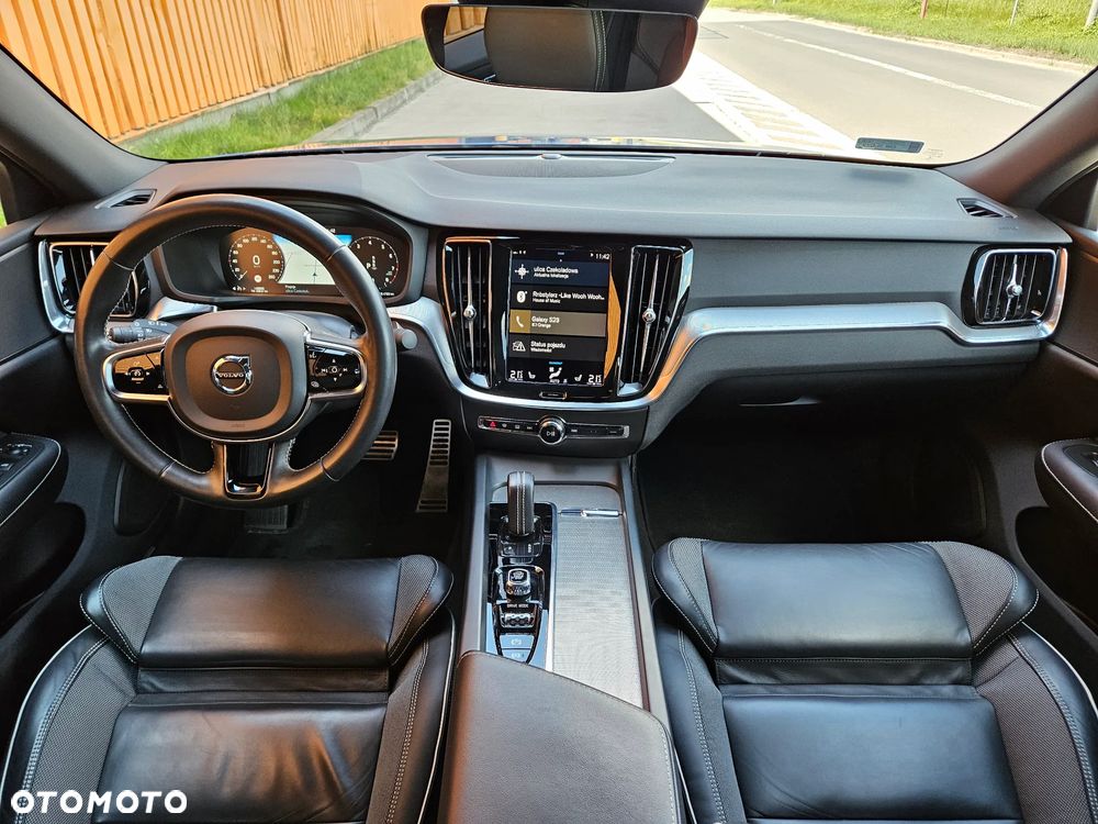 Volvo S60 B4 B R-Design - 12
