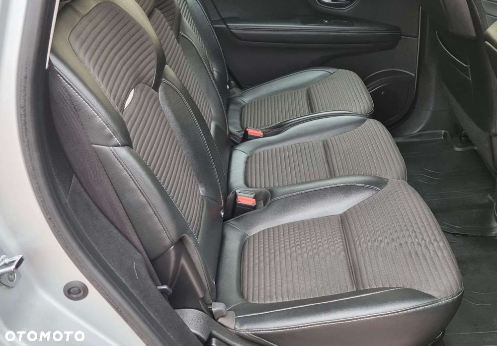 Renault Grand Scenic - 23
