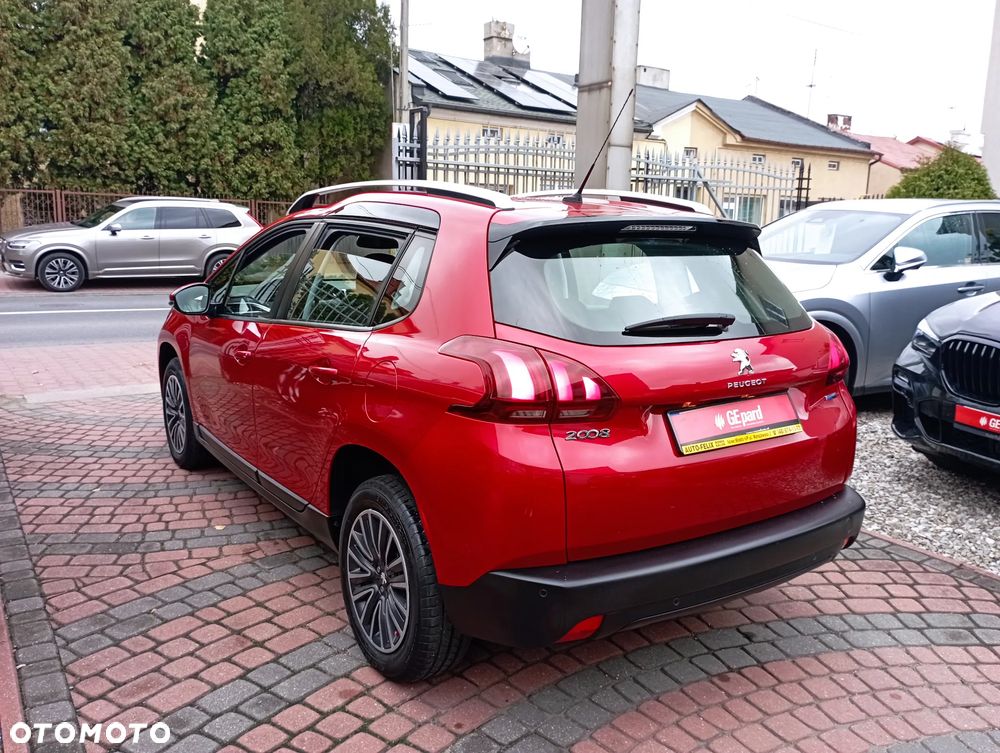 Peugeot 2008 1.2 Pure Tech GPF Active S&S - 6