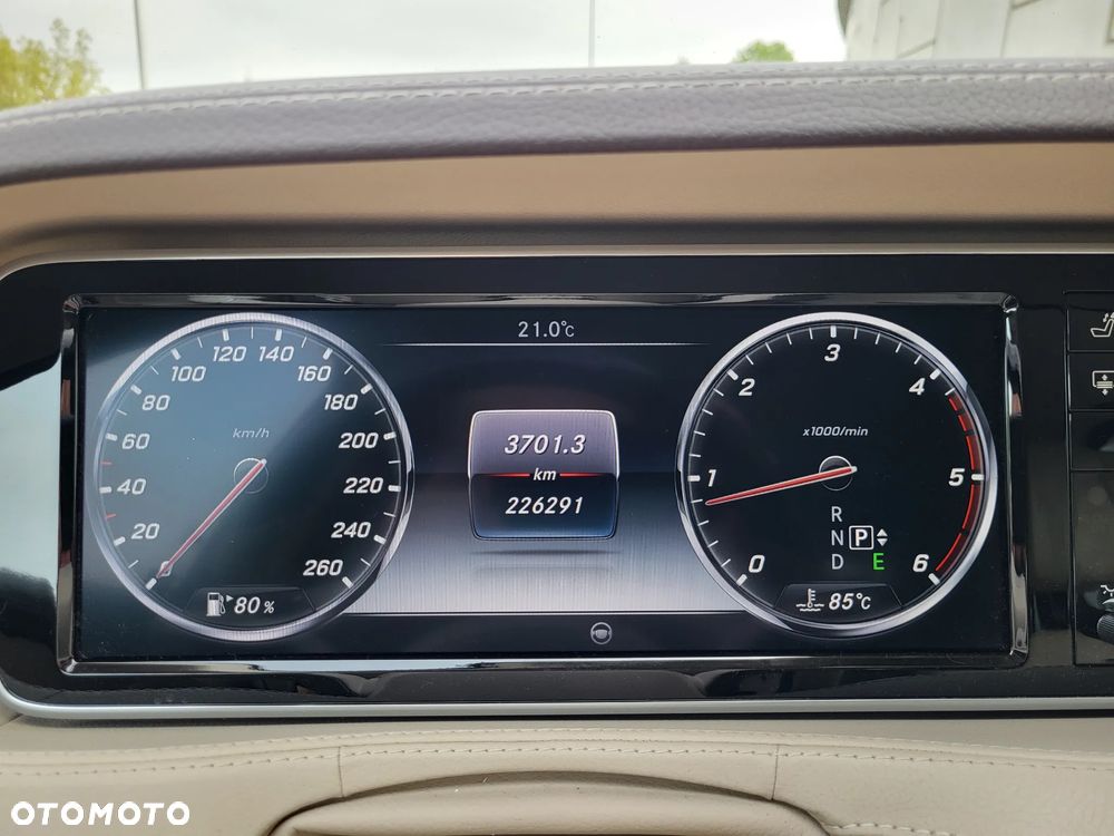 Mercedes-Benz Klasa S 350 (BlueTEC) d 4-Matic 7G-TRONIC - 11