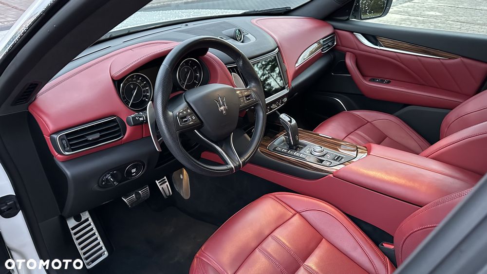 Maserati Levante Q4 GranSport - 25