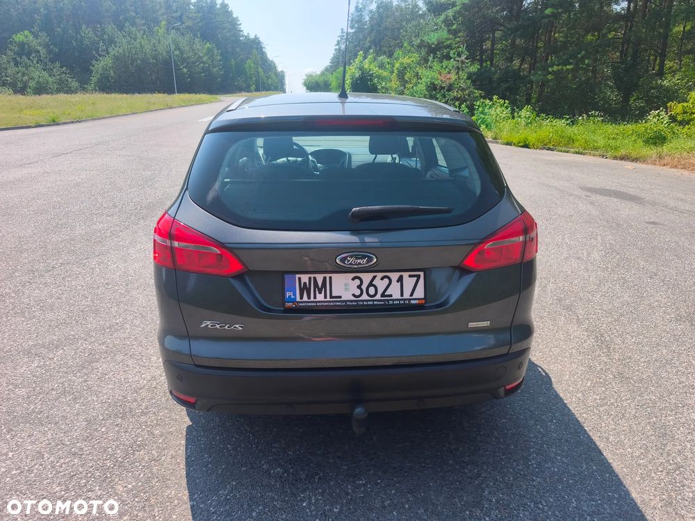 Ford Focus 1.0 EcoBoost Titanium ASS PowerShift - 7