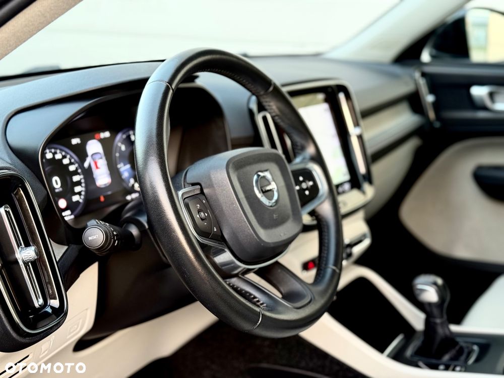 Volvo XC 40 D3 SCR Inscription - 22