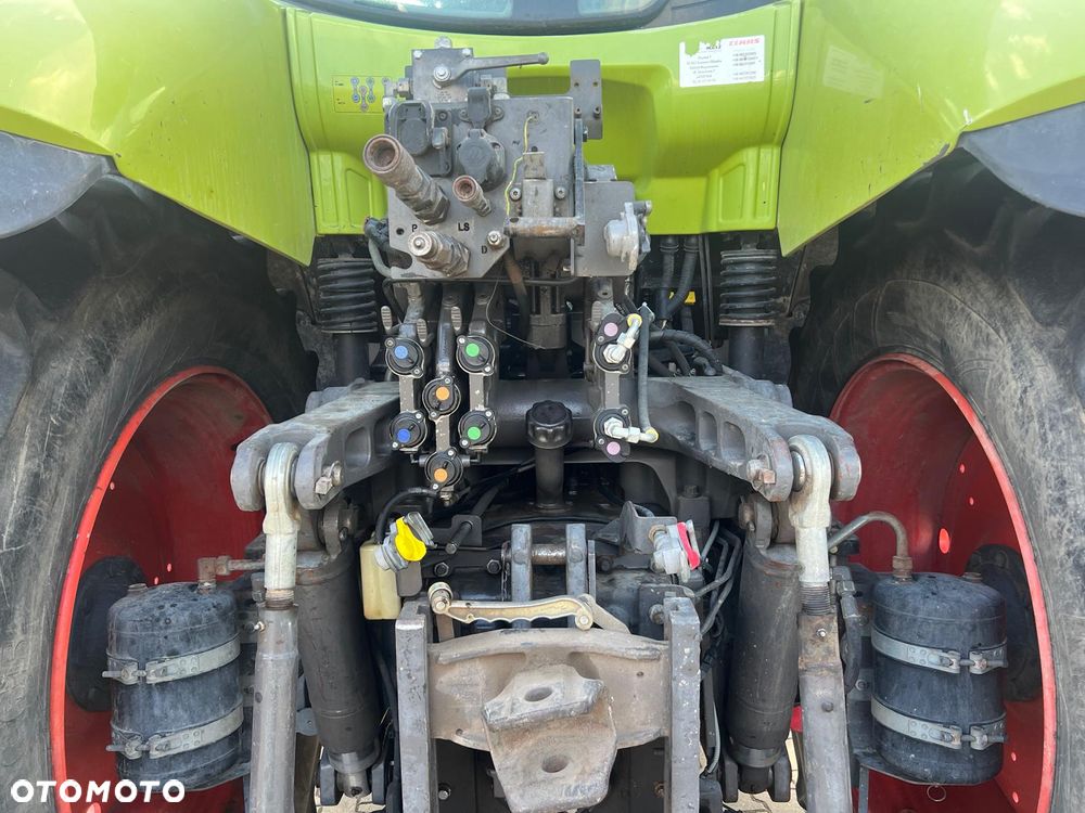 Claas AXION 810 - 13