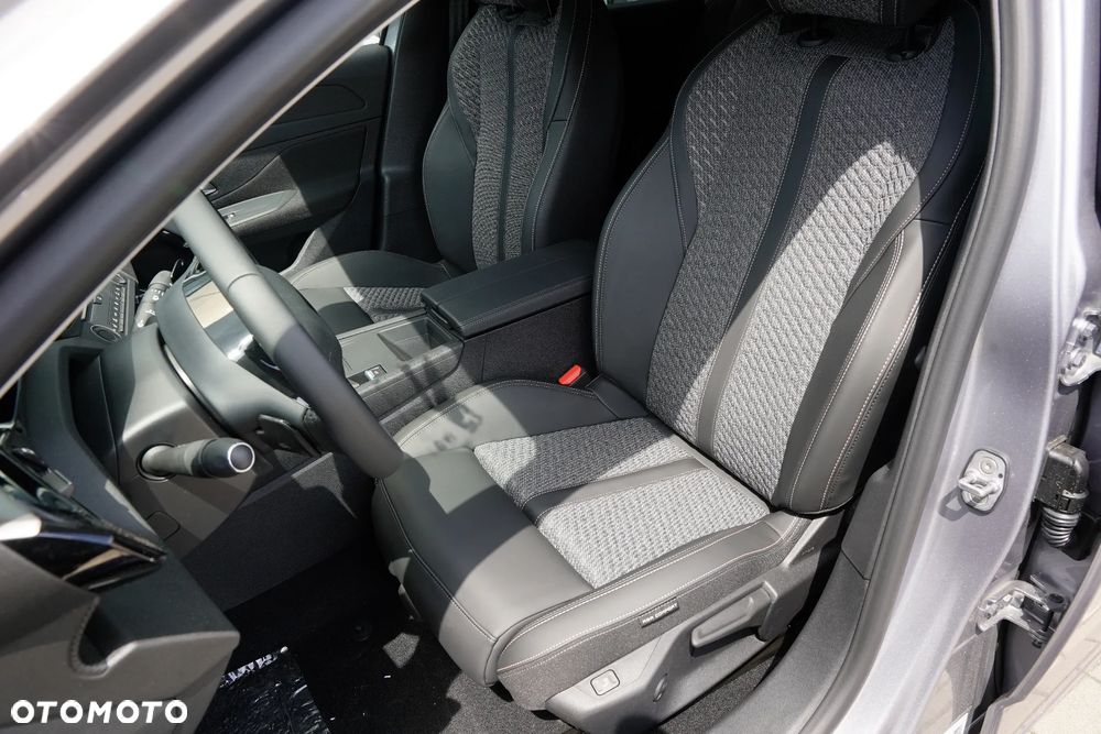 Peugeot 308 1.5 BlueHDi Business S&S EAT8 - 5