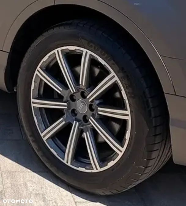 Audi Q7 - 16
