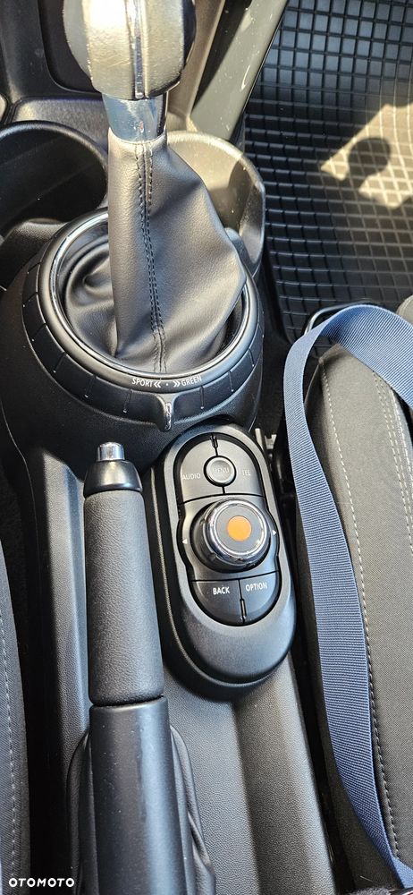 MINI Cooper Classic Trim - 12