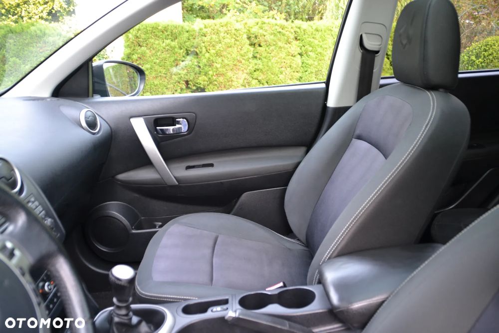 Nissan Qashqai 2.0 360 - 19