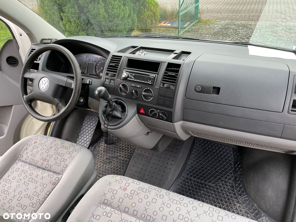 Volkswagen Transporter - 10