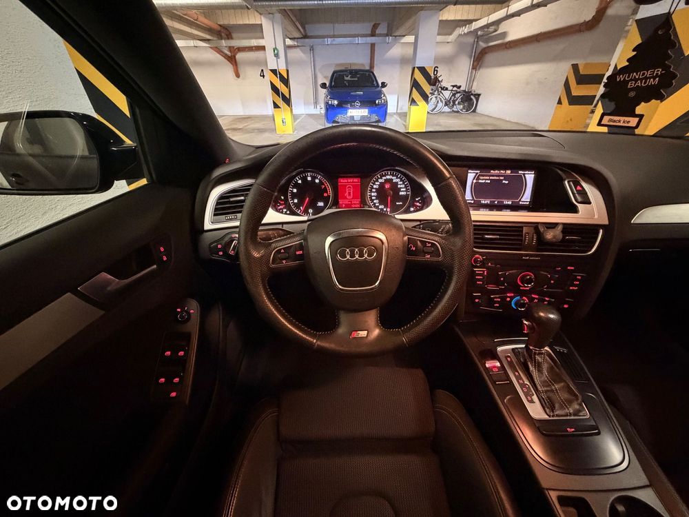 Audi A4 Avant - 14