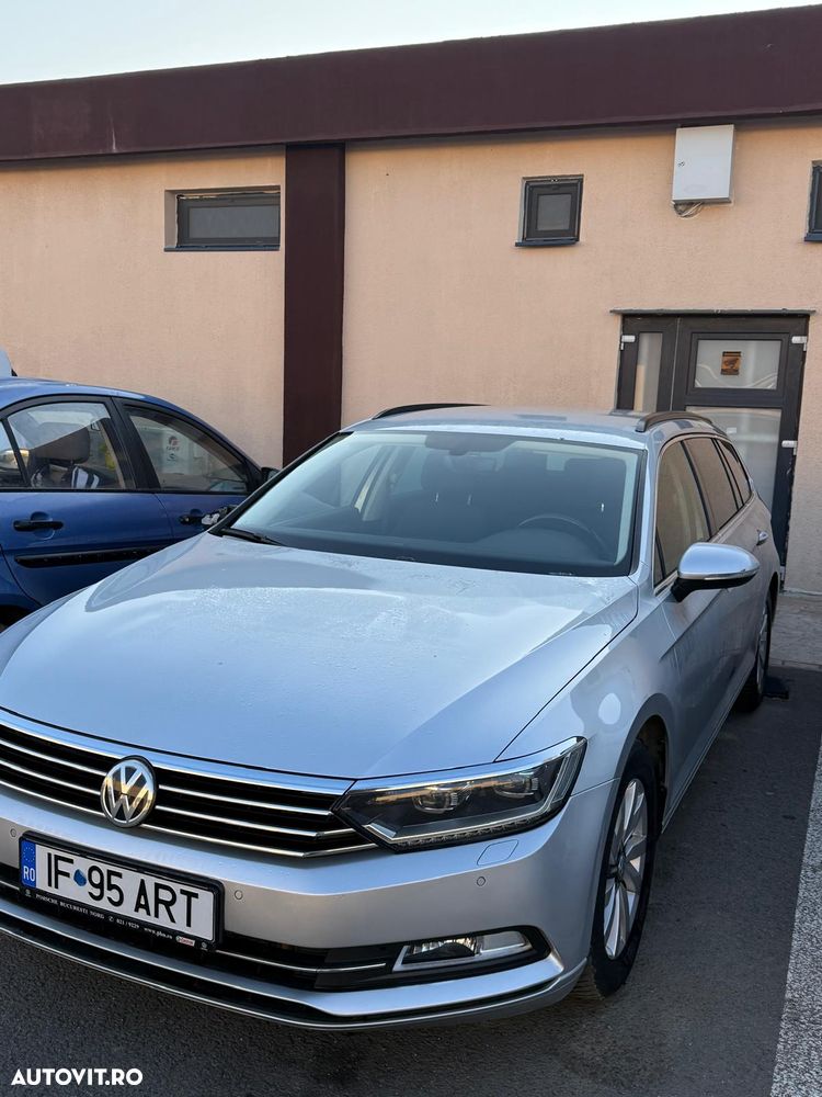 Volkswagen Passat 2.0 TDI DSG Comfortline - 1