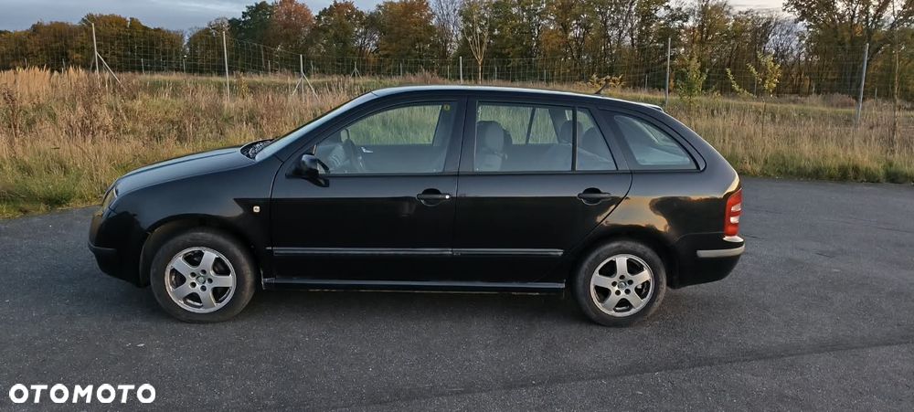 Skoda Fabia 2001 photo 3