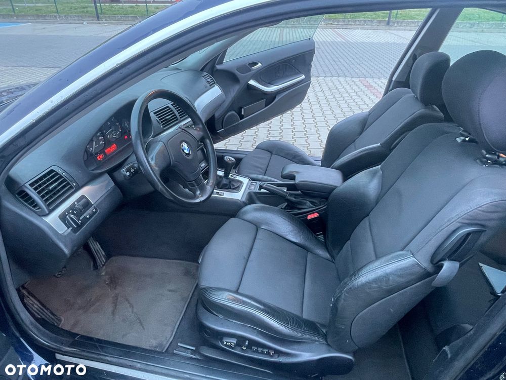 BMW Seria 3 323Ci - 14