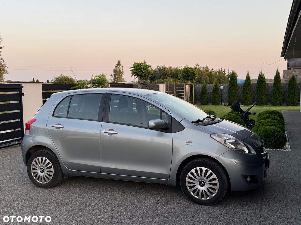 Toyota Yaris 1.33 VVT-i Life - 11