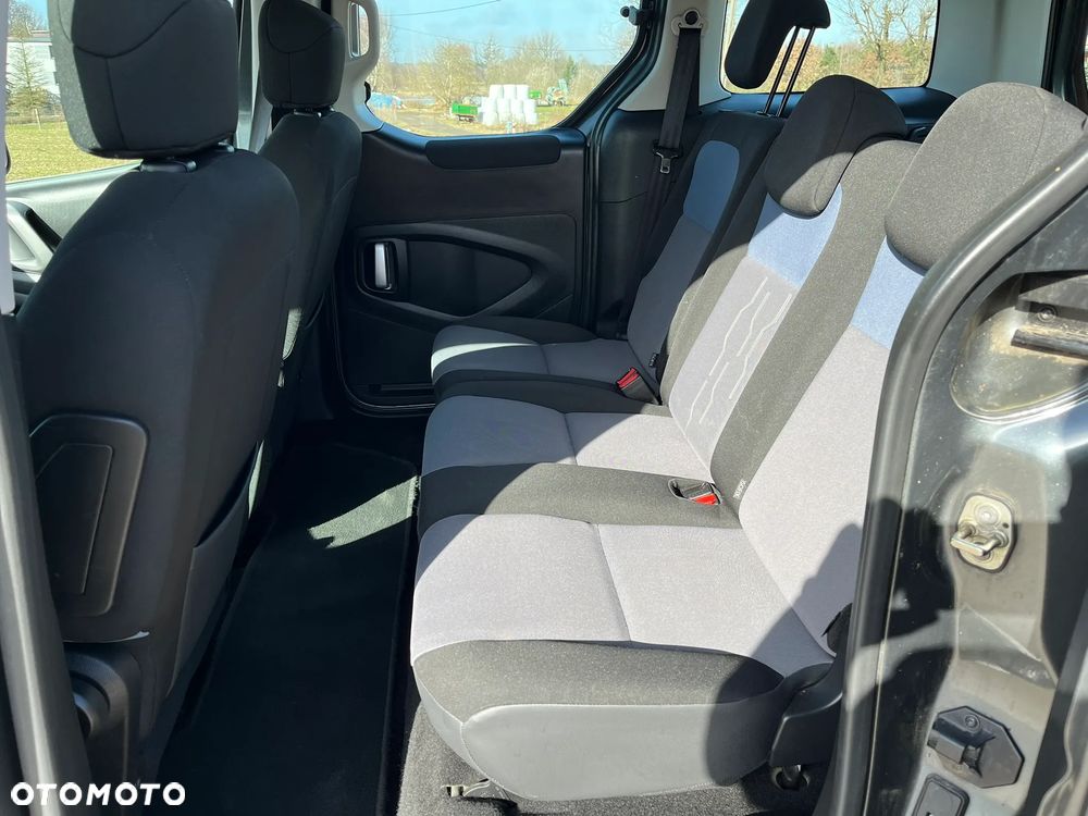 Peugeot Partner 98 VTi Family - 12