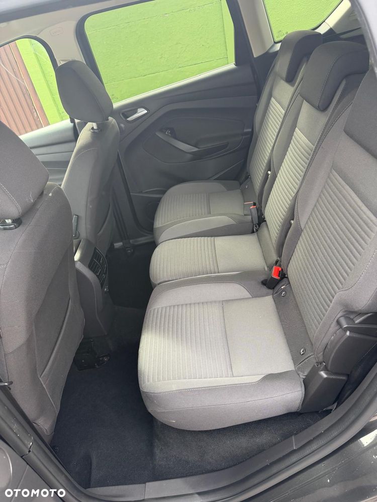 Ford C-MAX - 17