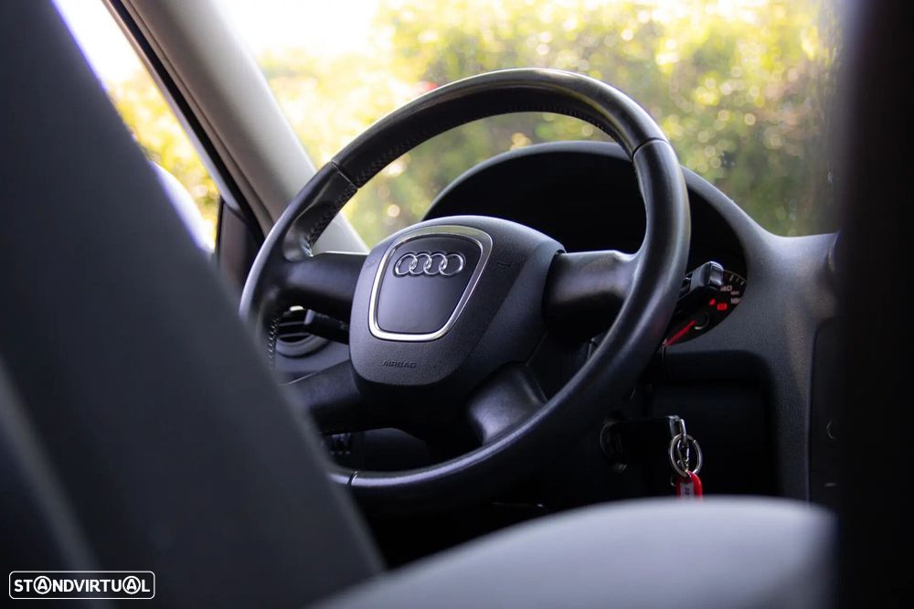 Audi A3 Sportback 1.6 TDI Attraction - 43