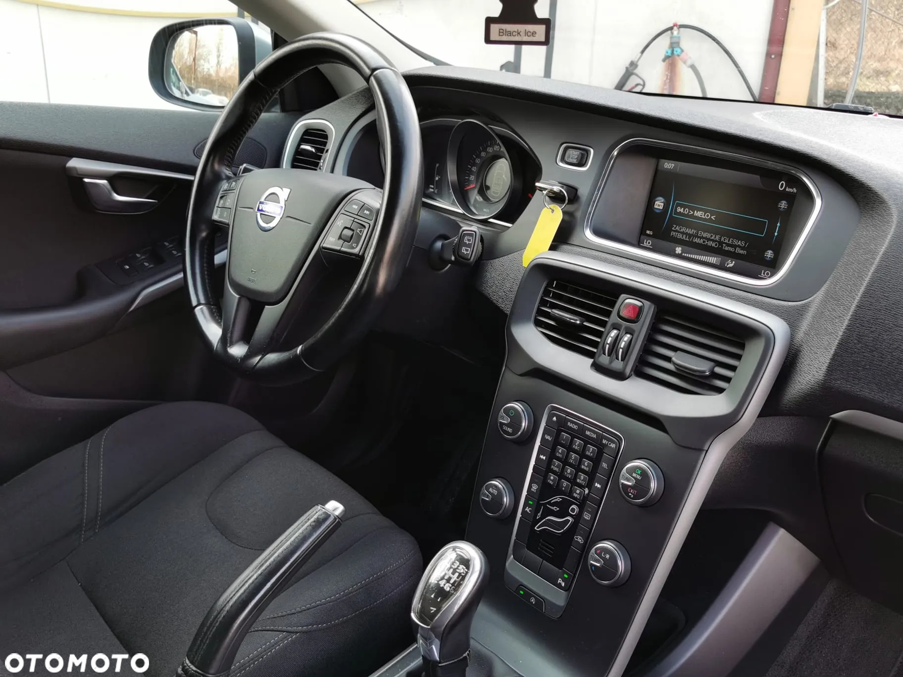 Volvo V40 D2 Momentum - 18