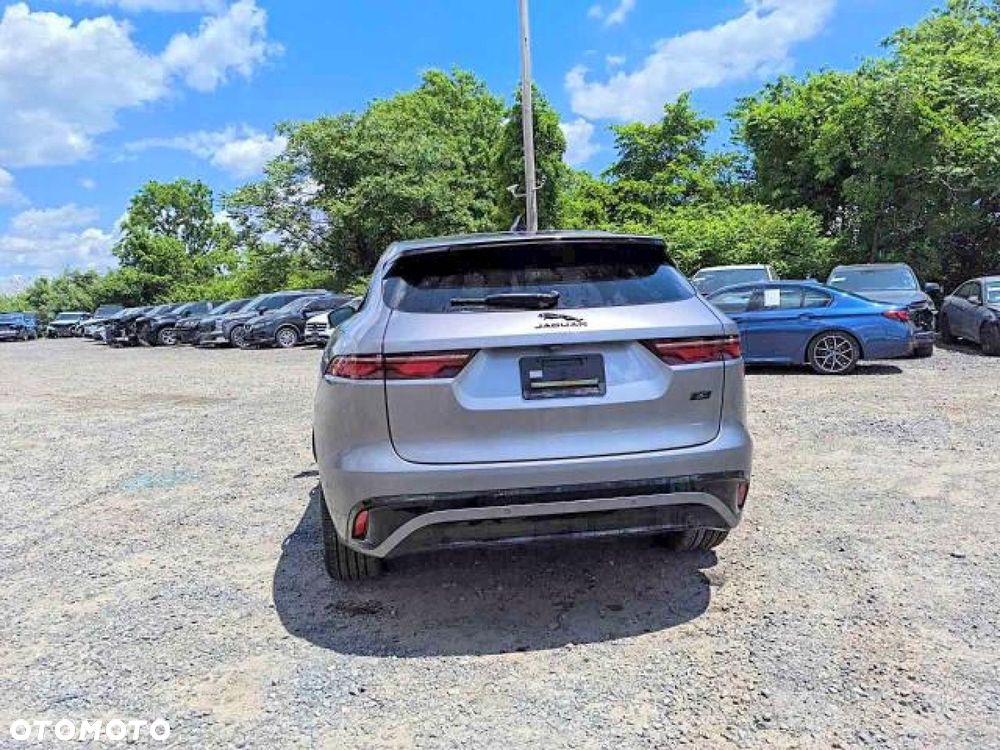 Jaguar F-Pace - 3