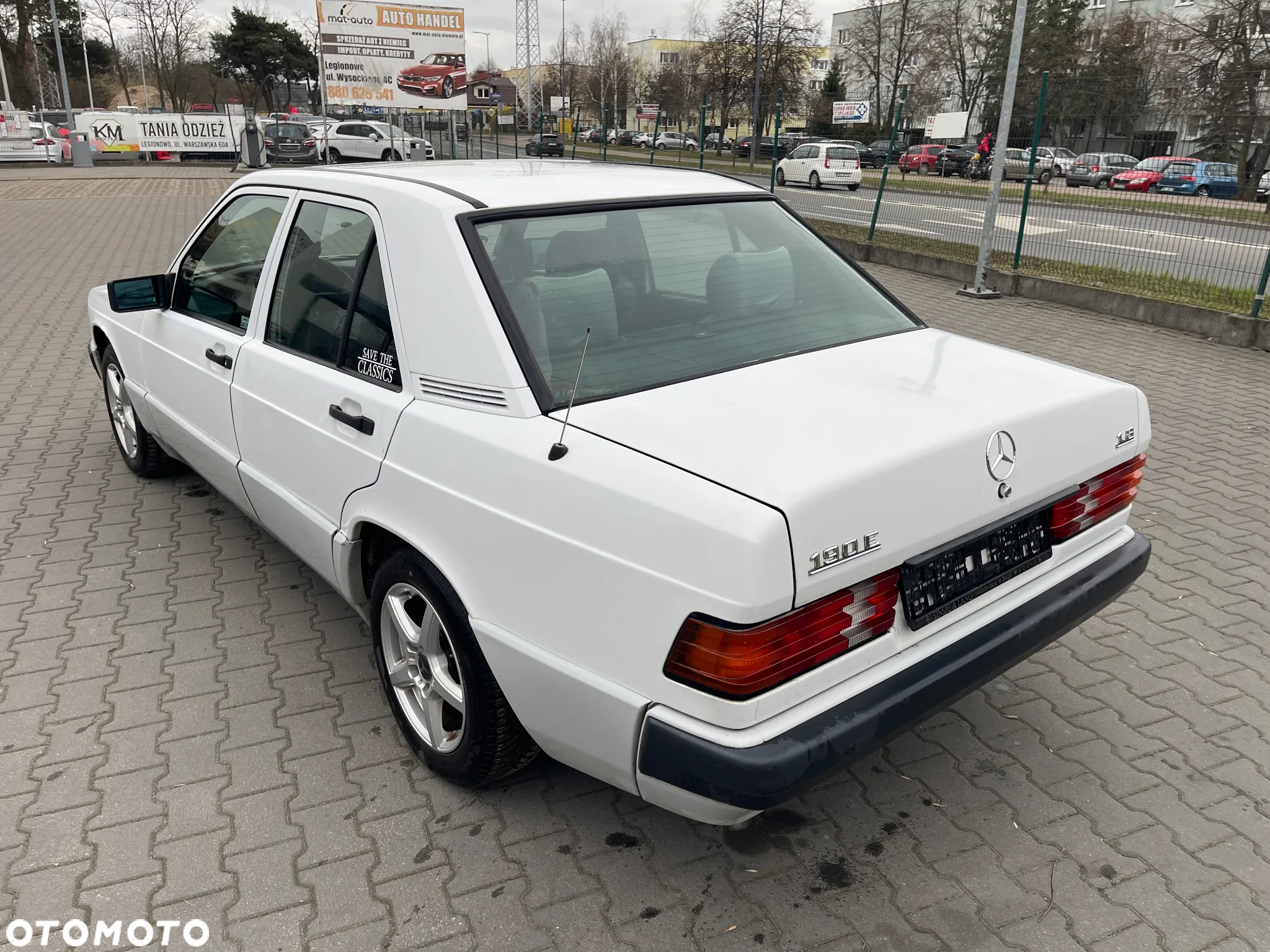 Mercedes-Benz W201 (190) - 4