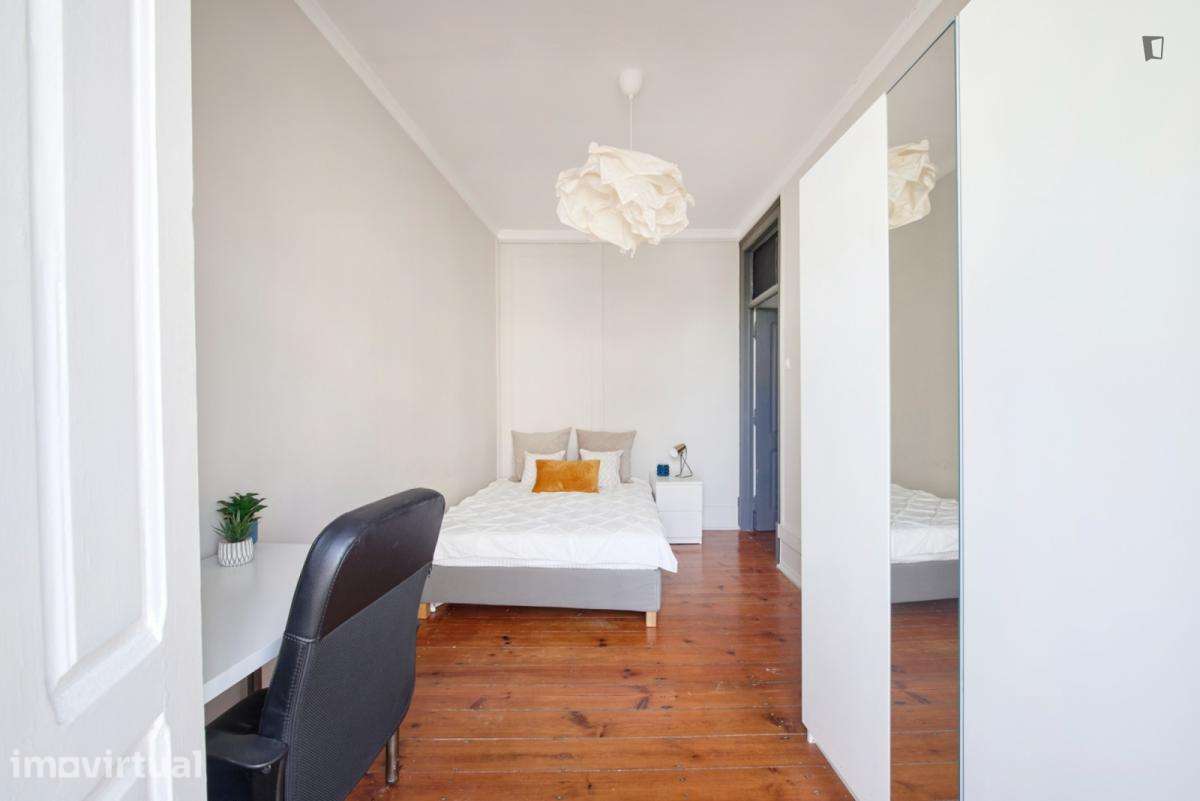 Quarto - localizado em Arroios Lisbon - Grande imagem: 3/23