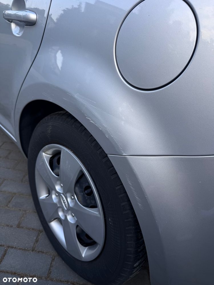 Kia Ceed 1.4 L - 15