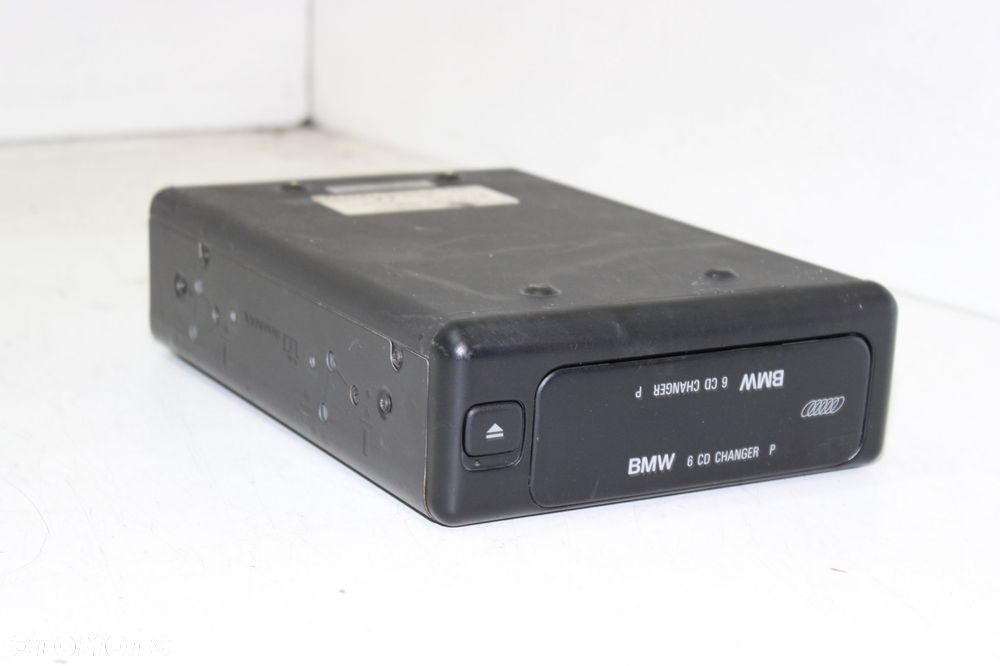 BMW E32 E34 E38 ZMIENIARKA PŁYT CD MAGAZYNEK ZESTAW 8361058 - 4