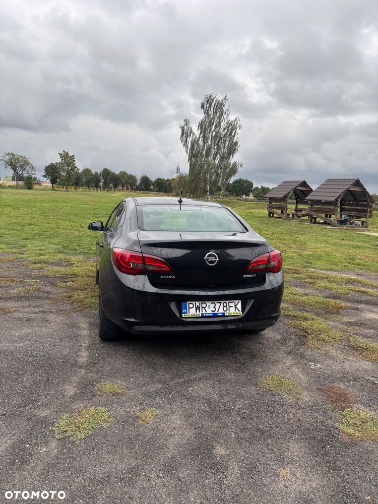 Opel Astra - 2