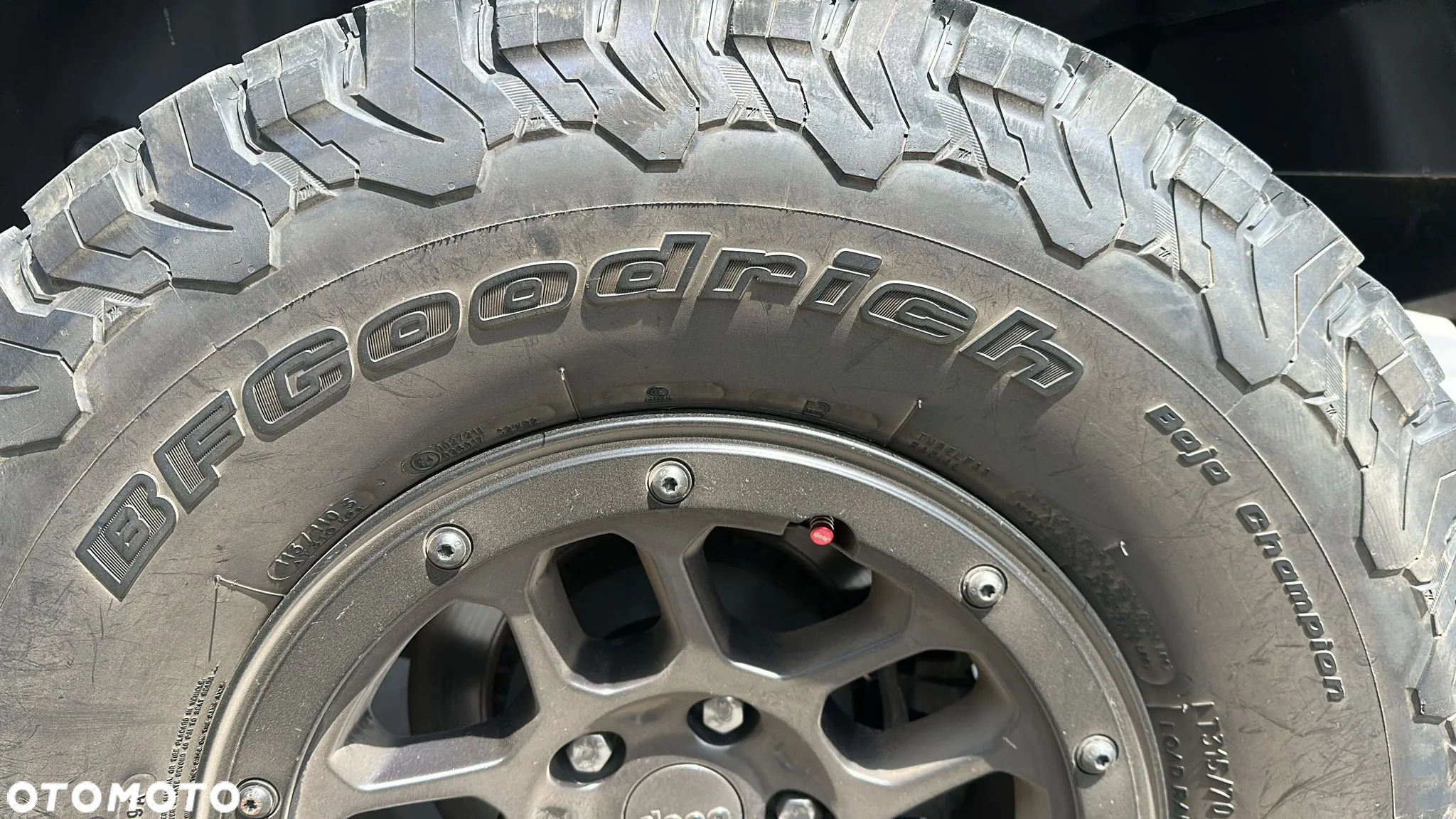 Jeep Wrangler - 15