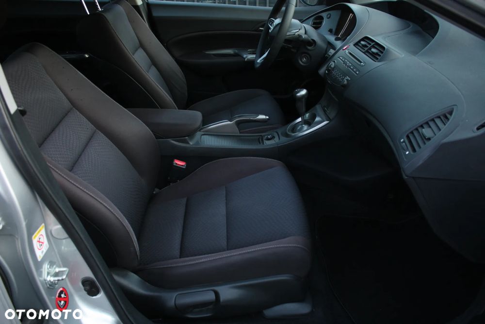 Honda Civic 1.8 Comfort - 10