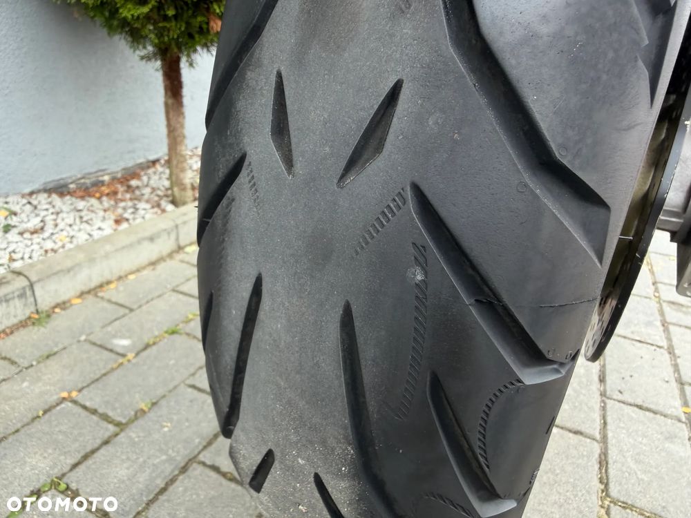 Yamaha XJ - 25