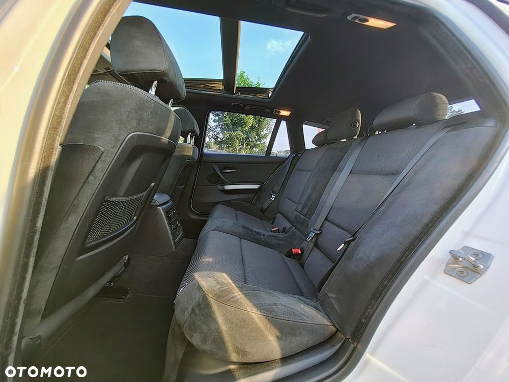 BMW Seria 3 - 37