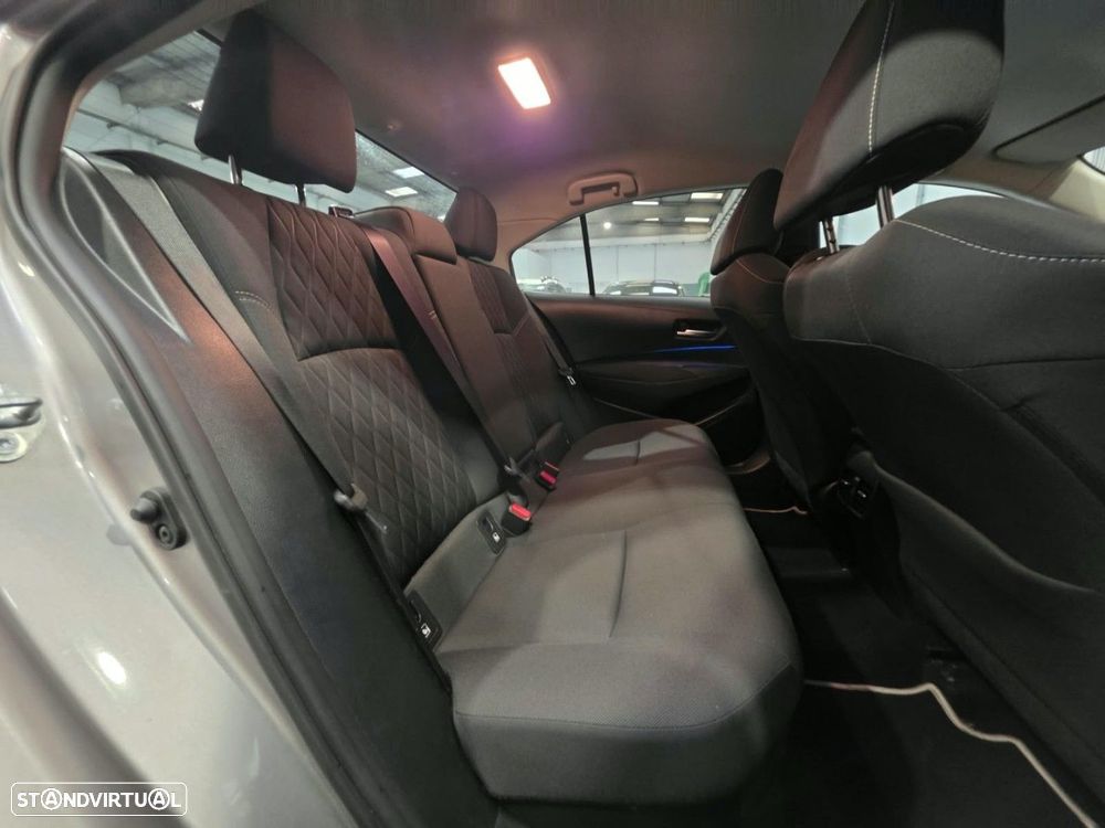 Toyota Corolla SD 1.8 Hybrid Exclusive - 15