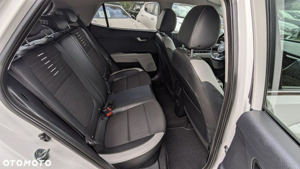 Kia Stonic - 17