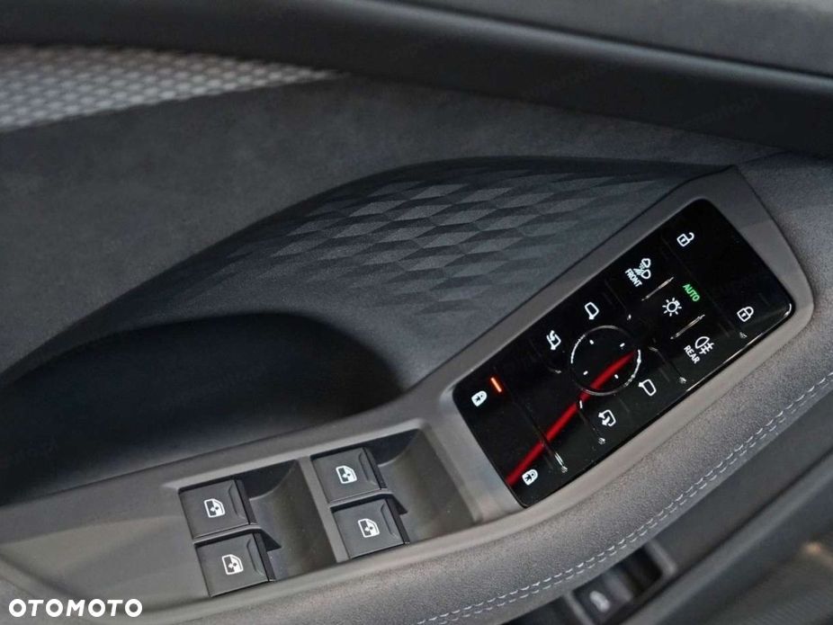 Audi A5 Avant TFSI Quattro S tronic - 16