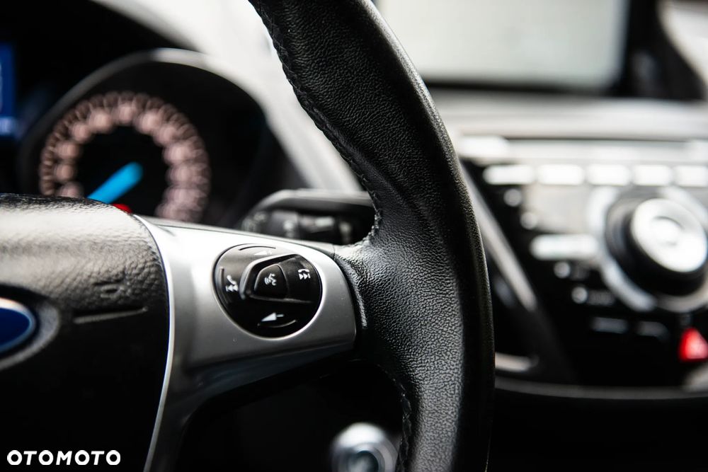 Ford Kuga 2.0 TDCi 4x4 Titanium - 40