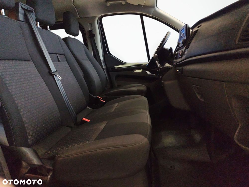 Ford Transit Custom - 13