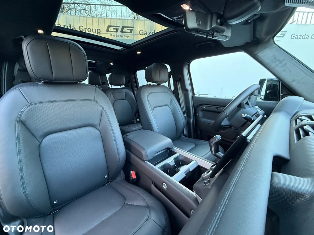 Land Rover Defender 130 D350 X-Dynamic HSE - 8