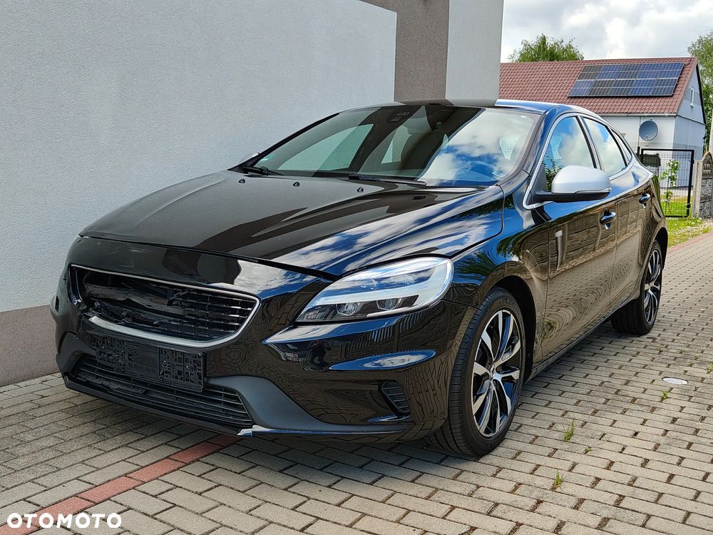 Volvo V40 T2 RDesign - 2