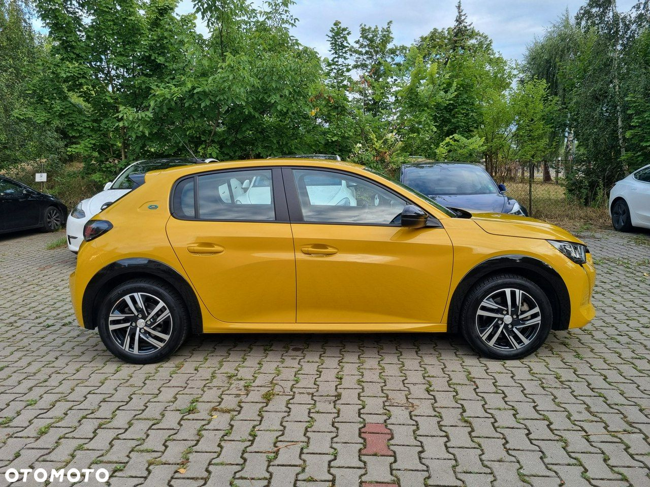 Peugeot 208 - 6