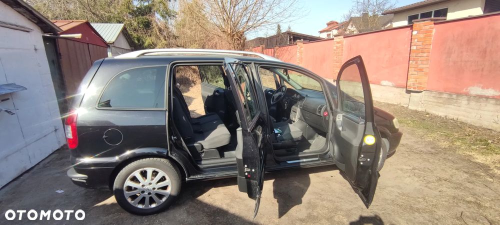 Opel Zafira 1.8 16V Elegance - 14