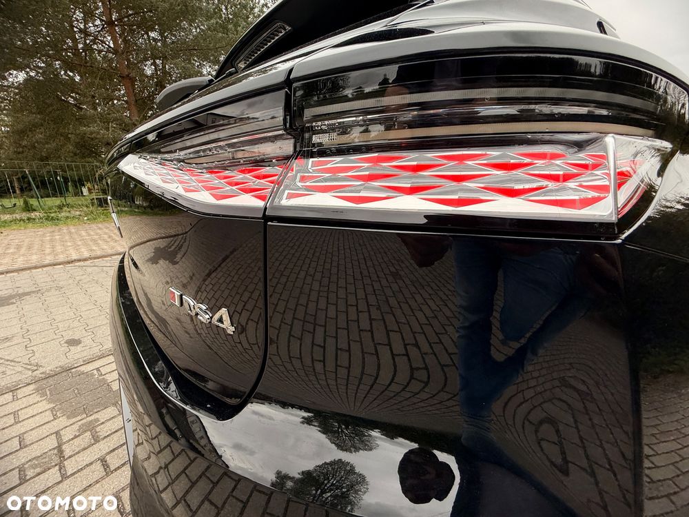 DS Automobiles DS 4 1.5 BlueHDi Performance Line + - 40