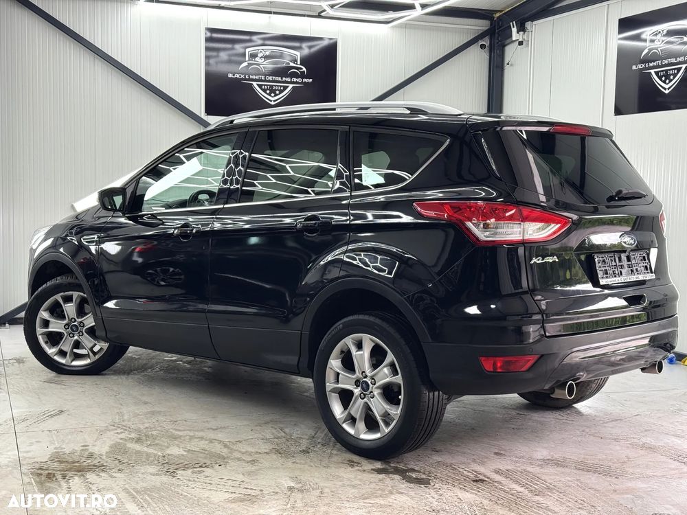 Ford Kuga 2.0 TDCi 4WD Powershift Titanium - 14