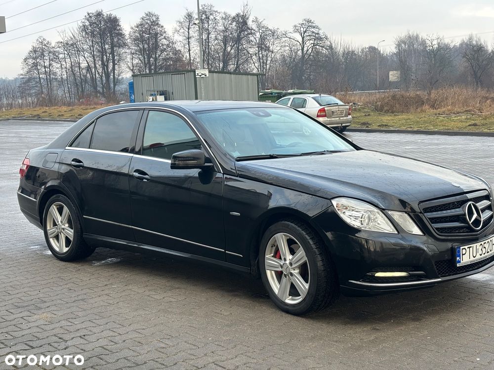 Mercedes-Benz Klasa E 220 CDI DPF BlueEFFICIENCY Automatik Avantgarde - 2